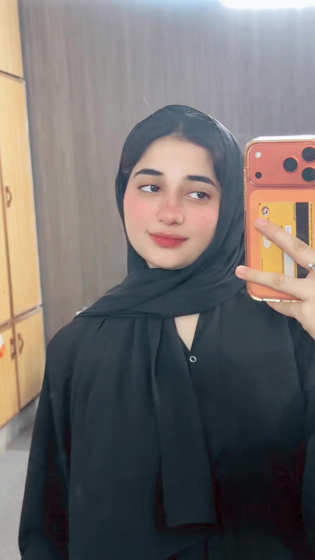 @Ayesha qureshi,