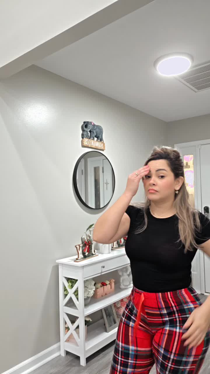 @😘Roxxy_flores🇸🇻💕