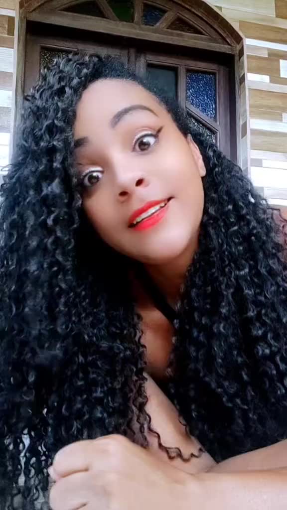 @Lucy a guria do short sexy