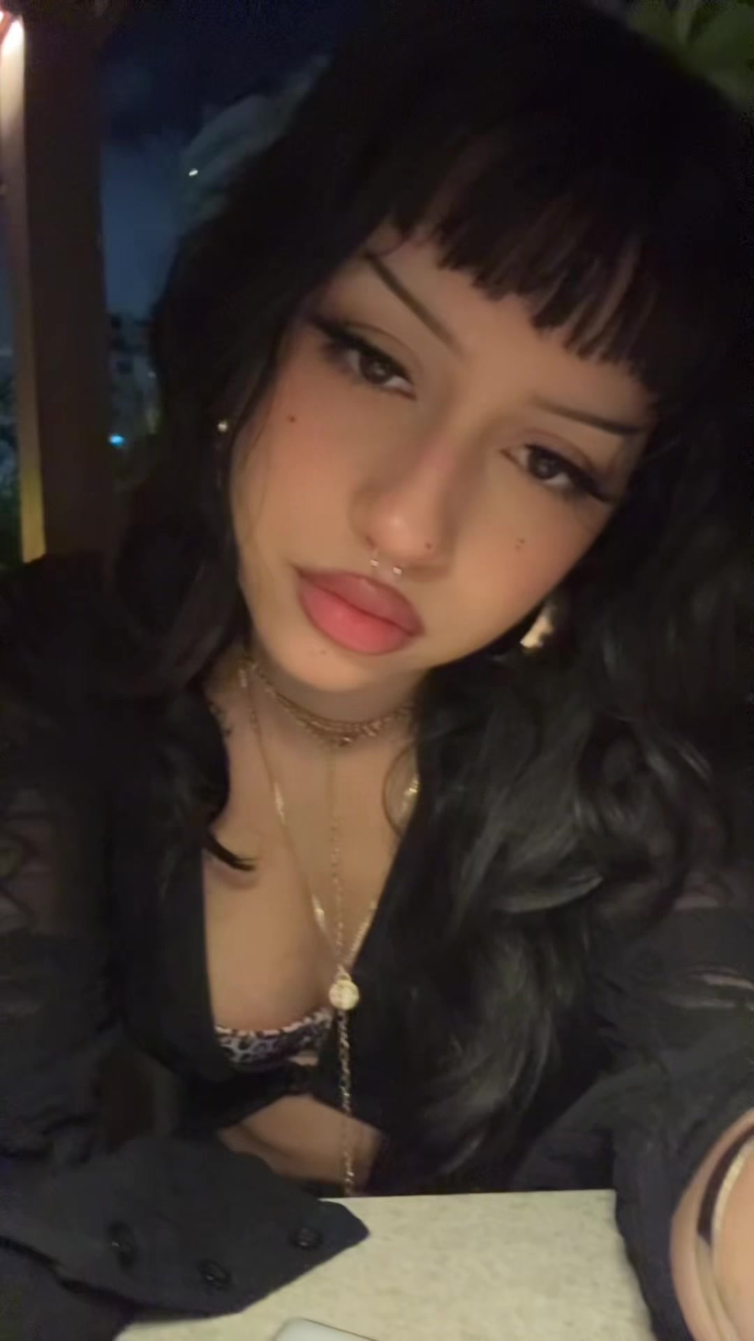 @Cucaracha