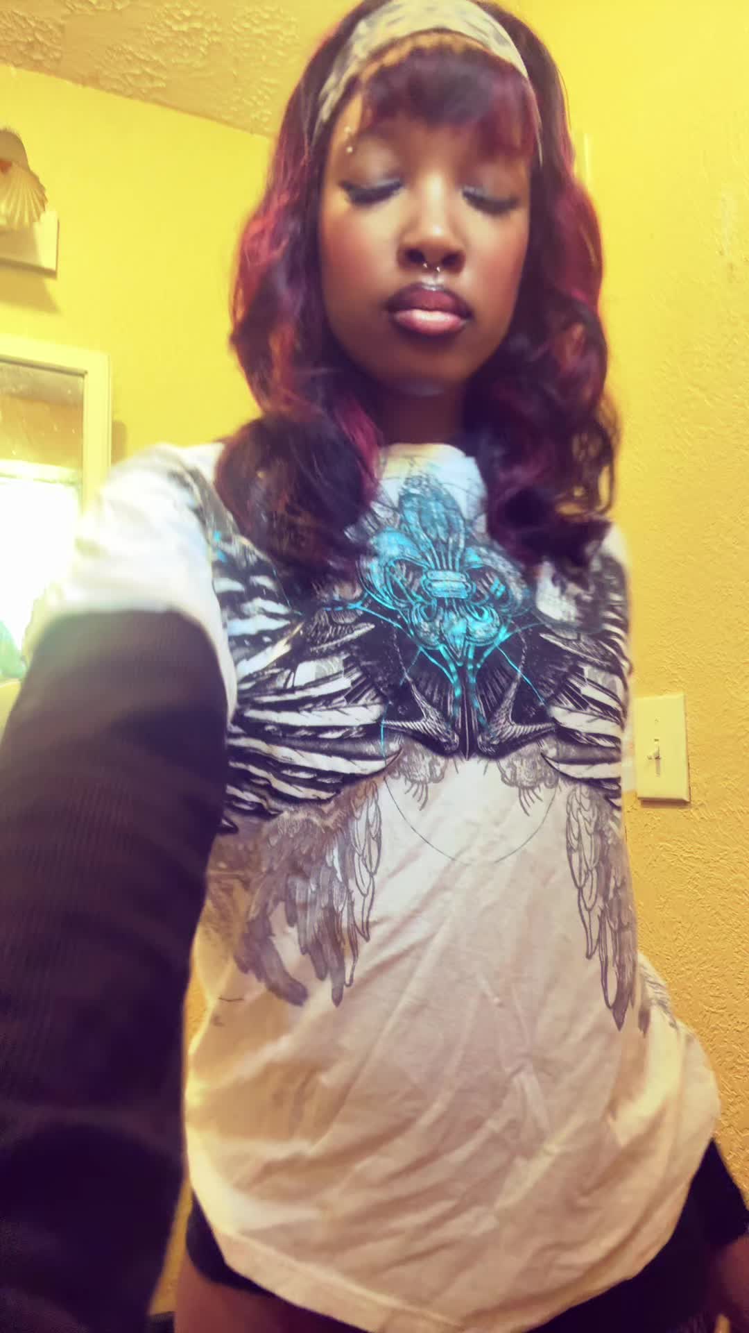 @nia