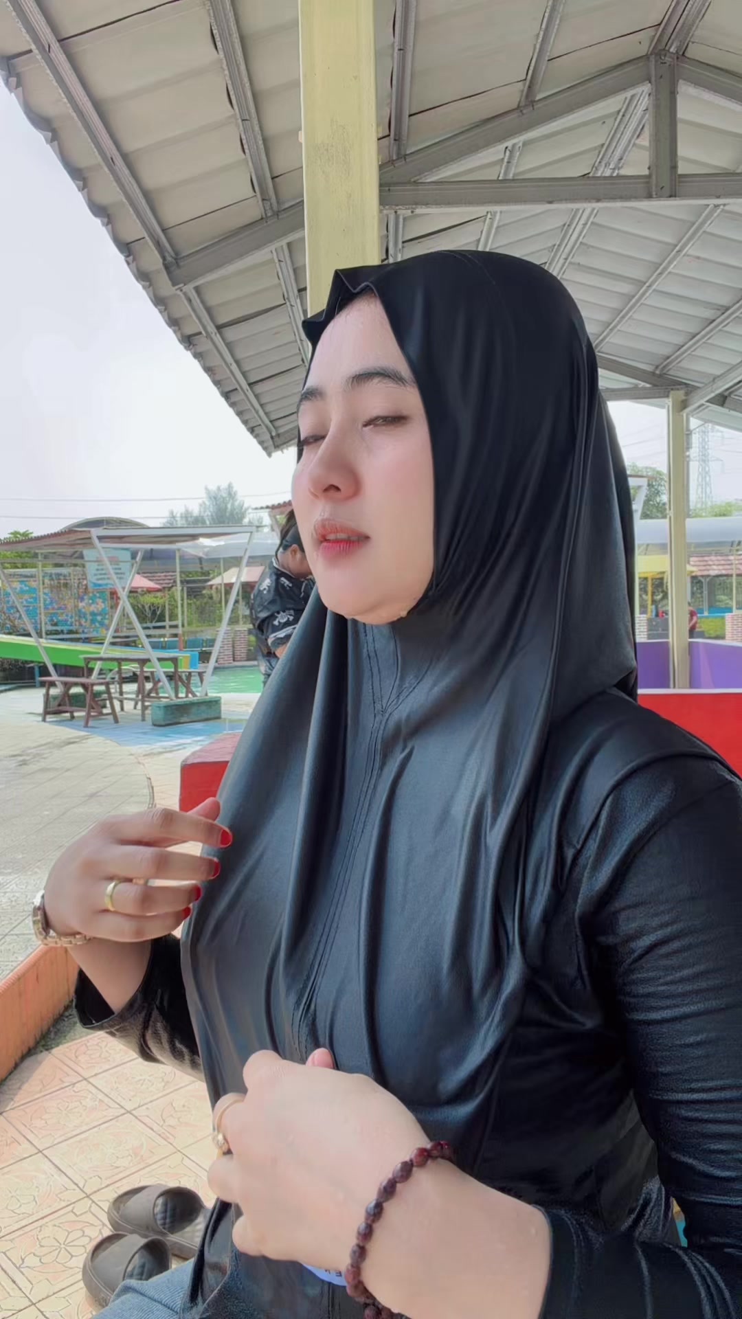 @Hajah_S