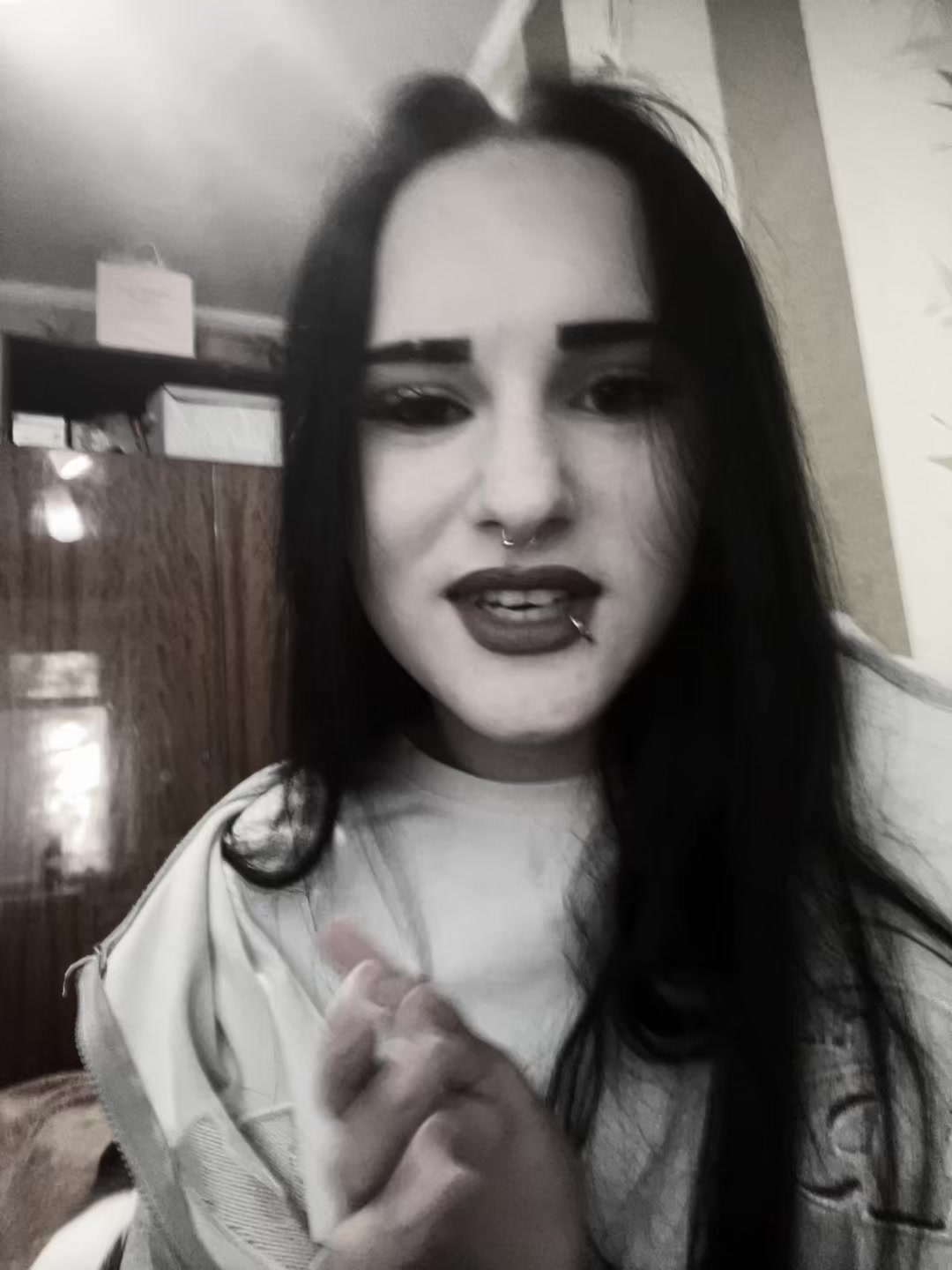 @✞