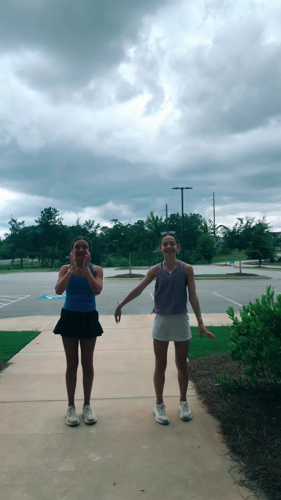 @🌷🩵🧁🦄👯♀️🤸♀️