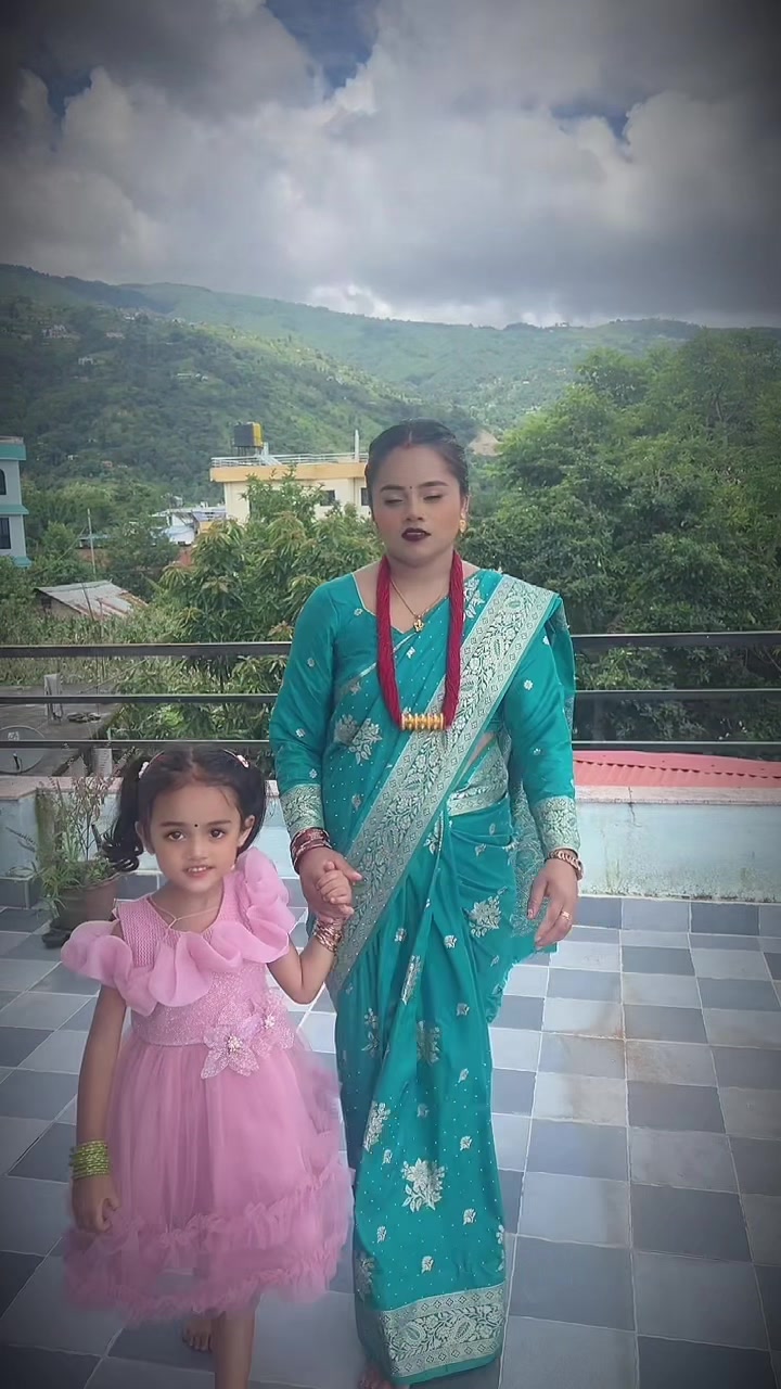 @सुमिना थापा