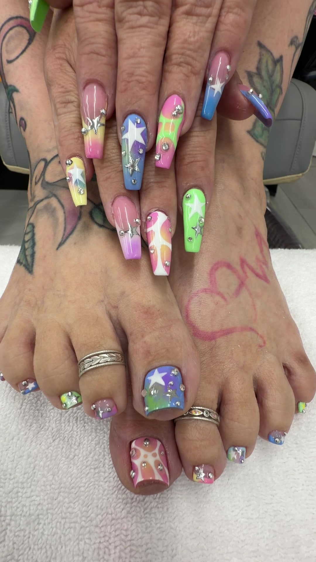 @Perfect10Nailspa