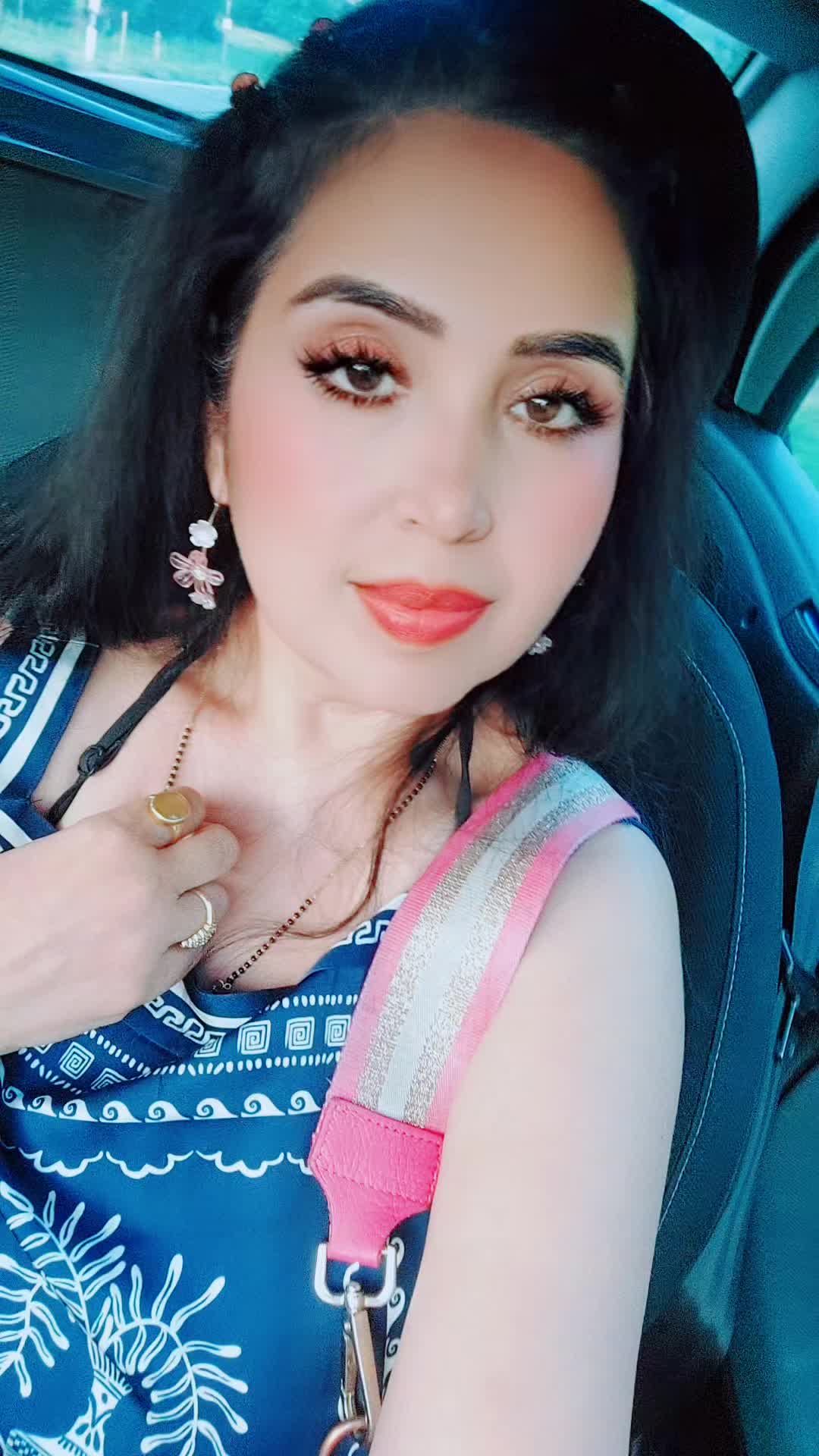@Chandni🇩🇪New