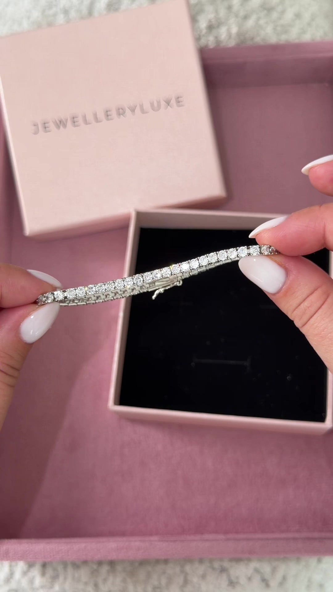 @JewelleryLuxe