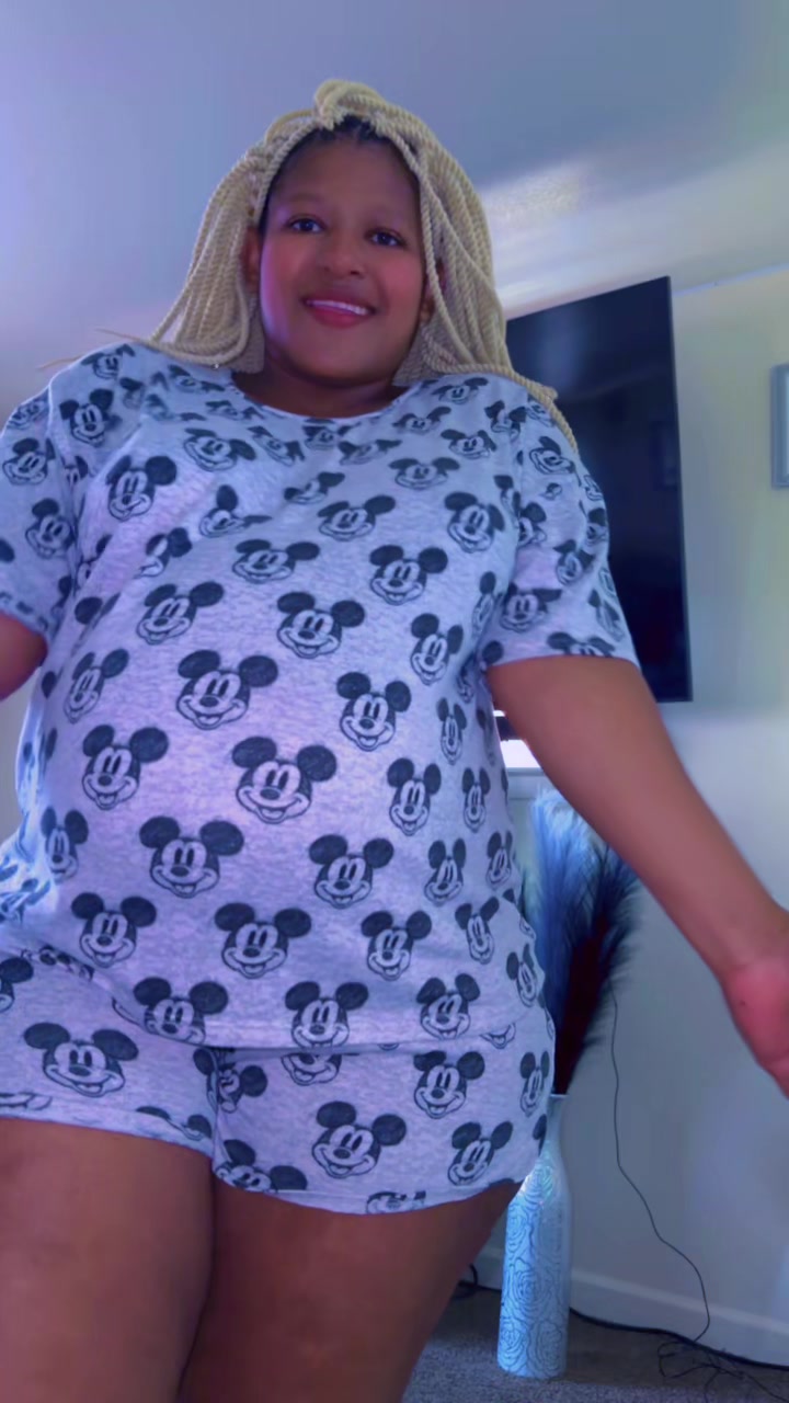 @lataniameza