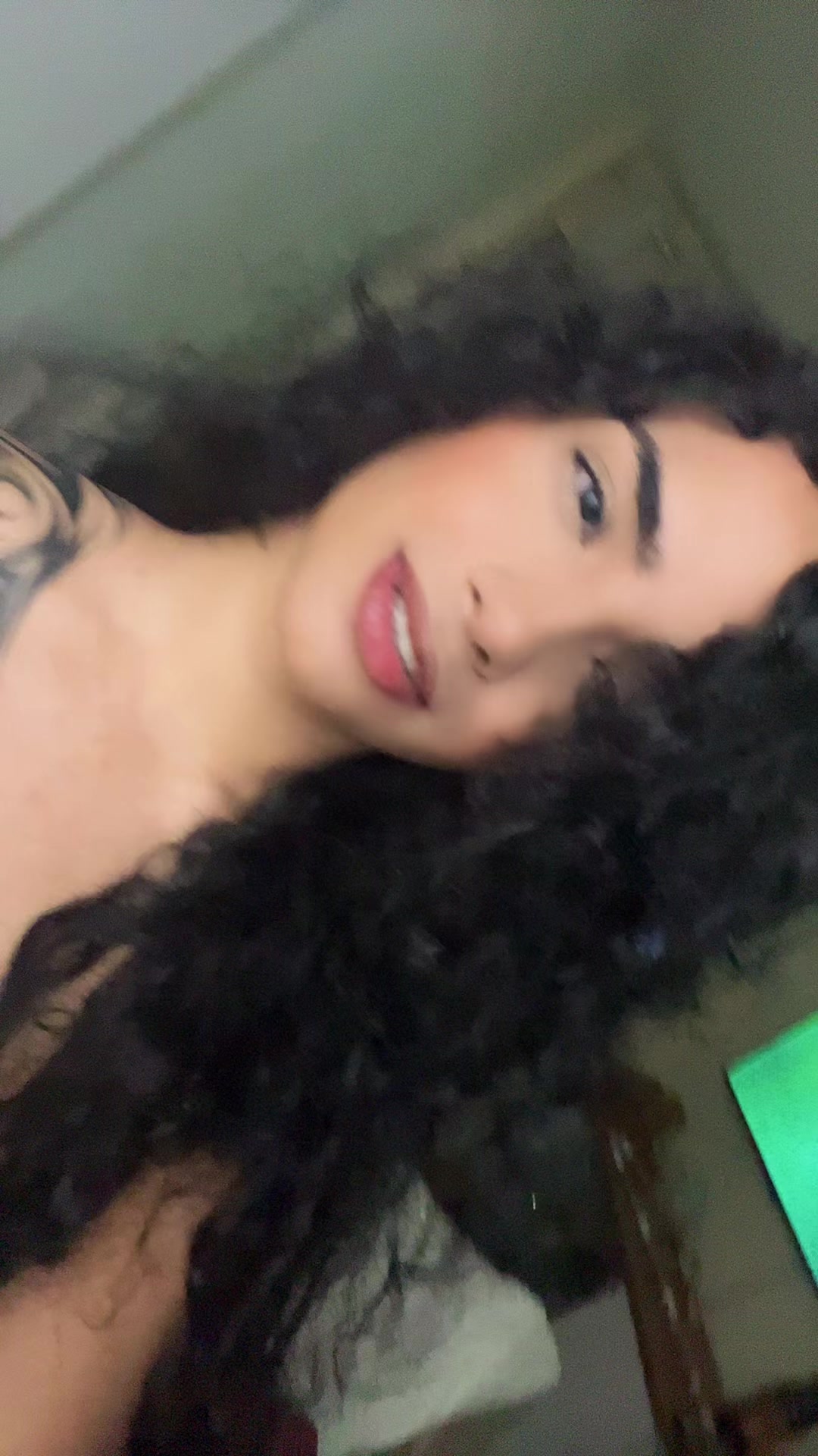 @adrielle_paz