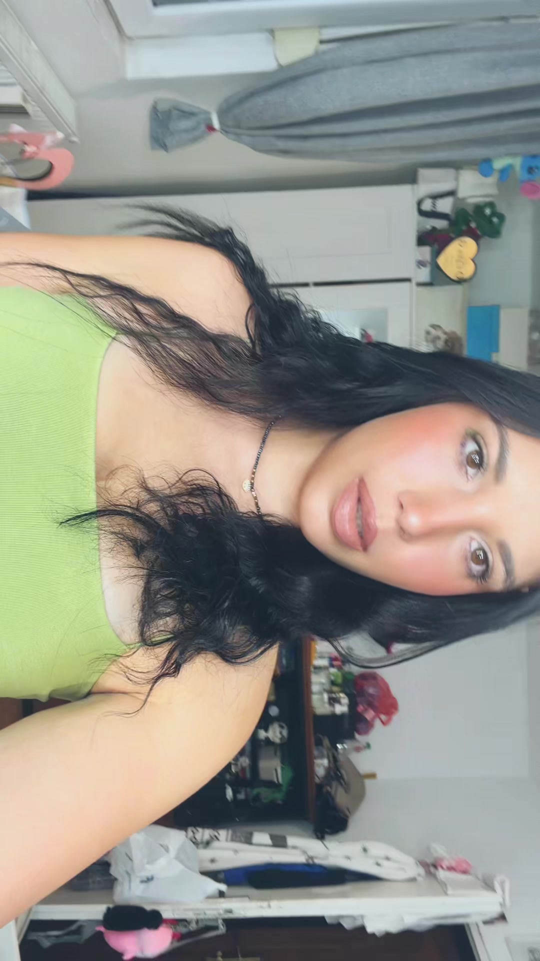 @🦦
