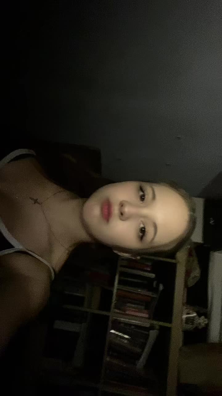 @Ellaa💭🤍