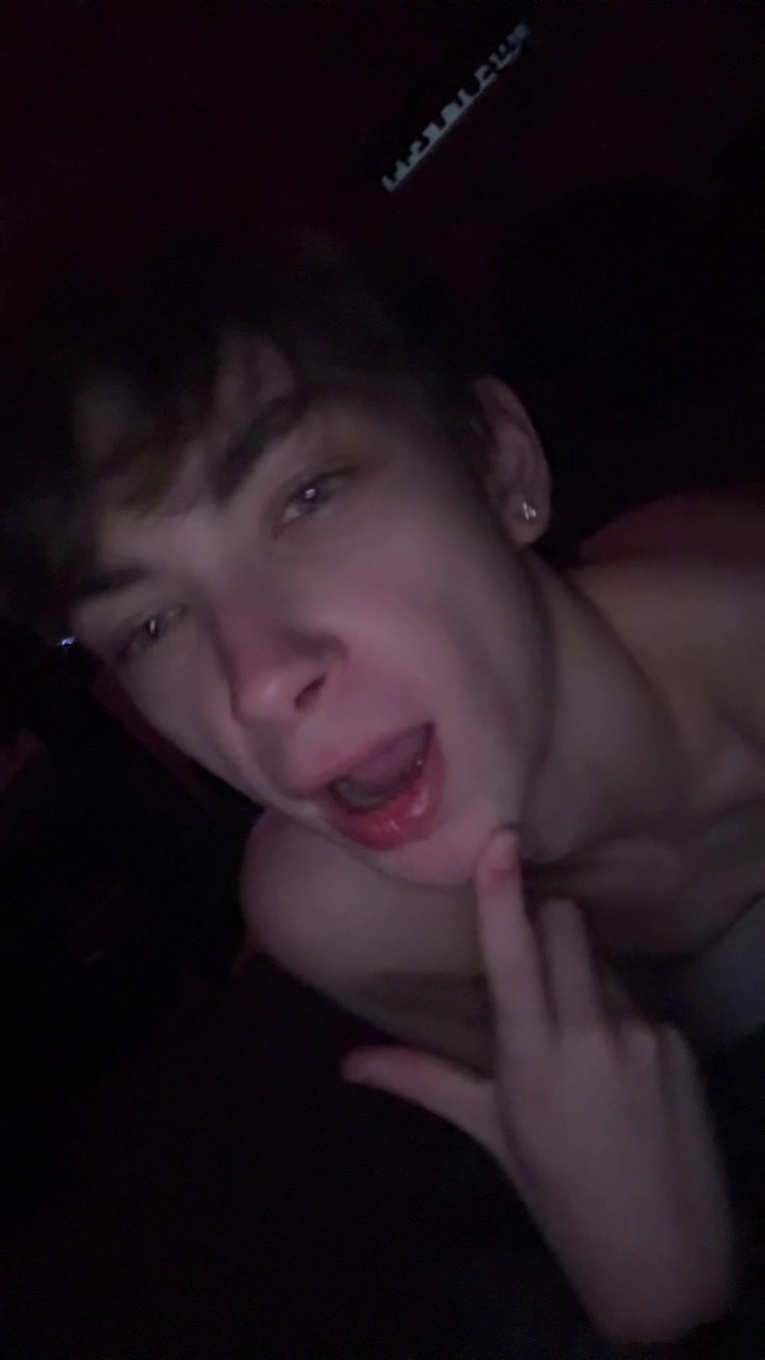 @napewnoniemaksiu