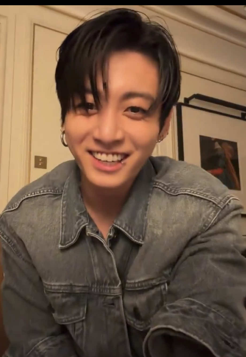 @⁷⟭⟬BTSVT𖧷&sup1;&sup3;