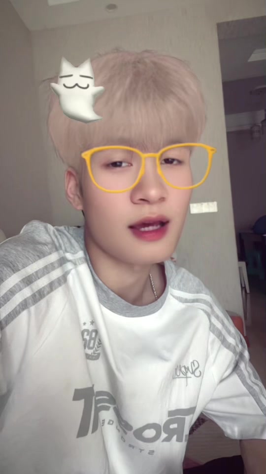 @Nghi&ecirc;m lốppp trưởng