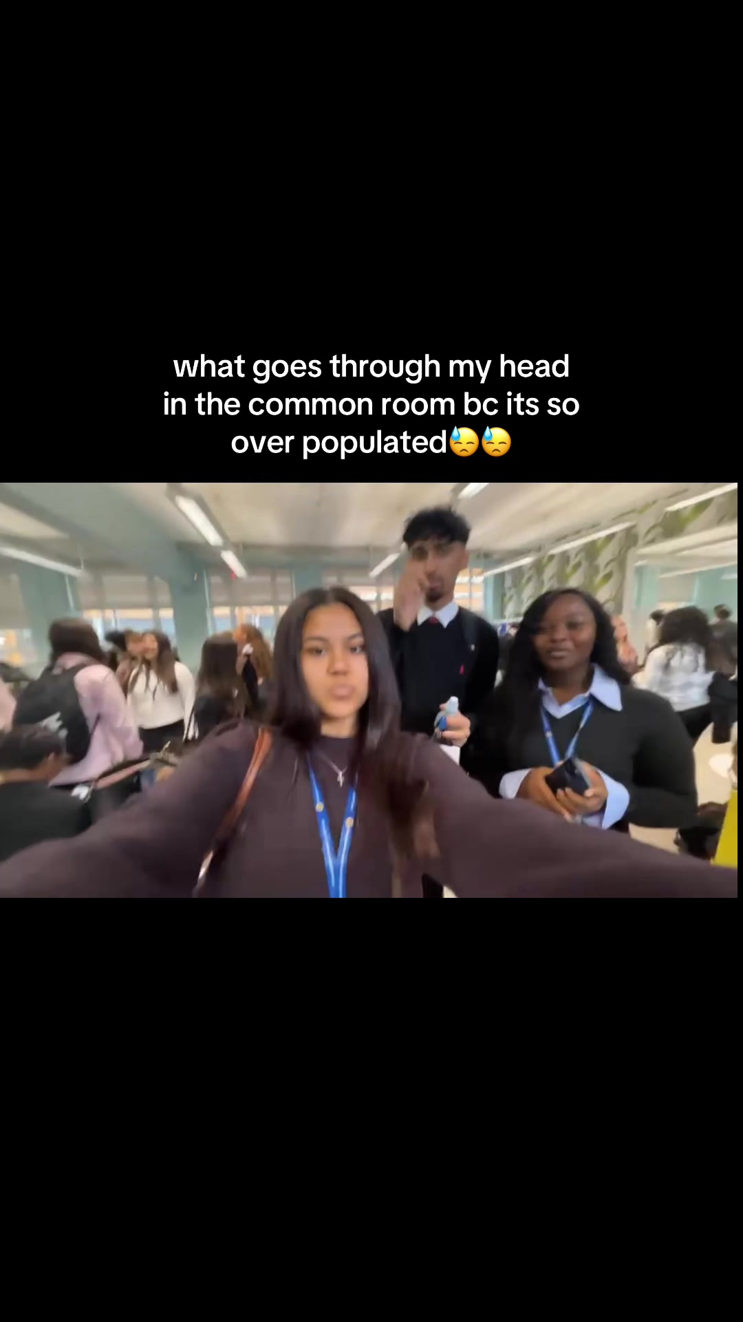 @mo