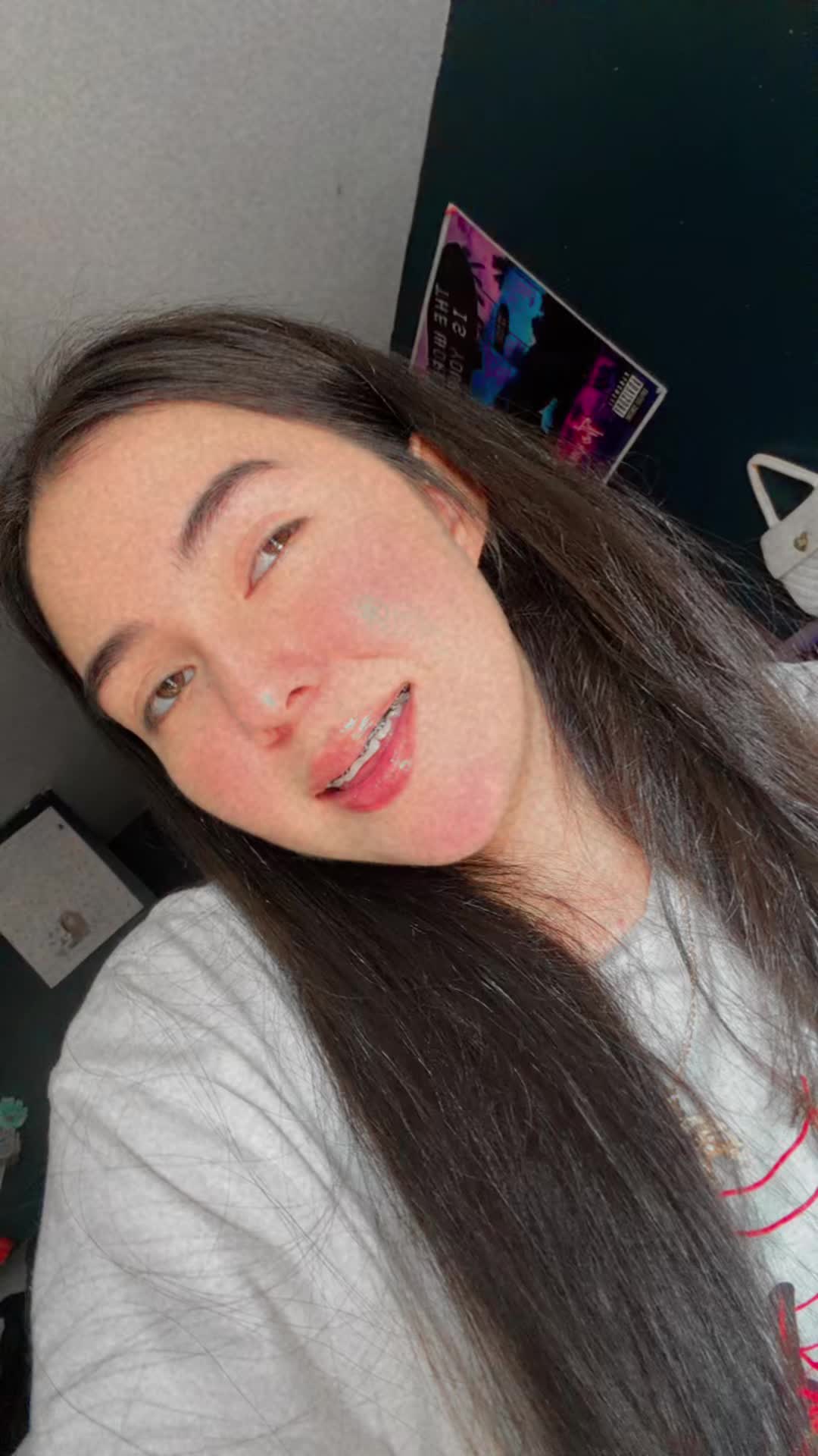 @️ ️Velinda