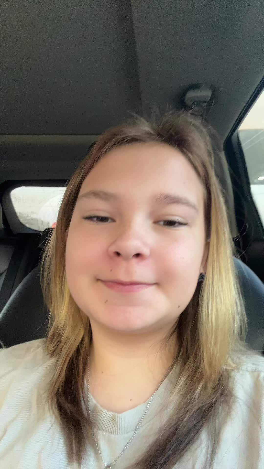 @Amelia 🦢