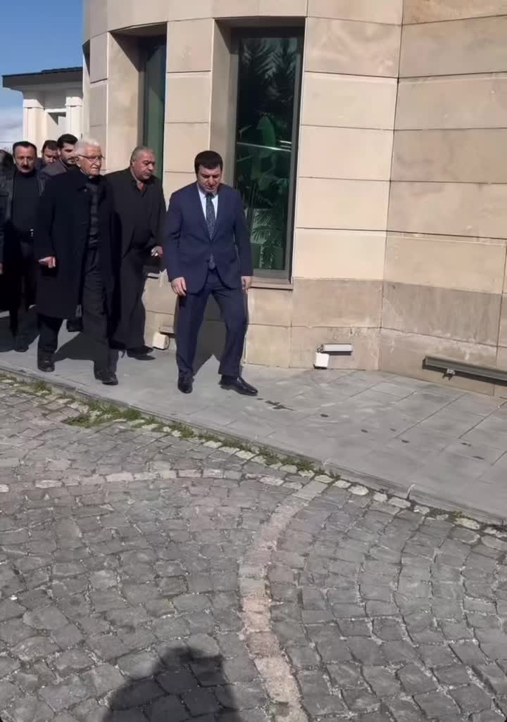 @Van65