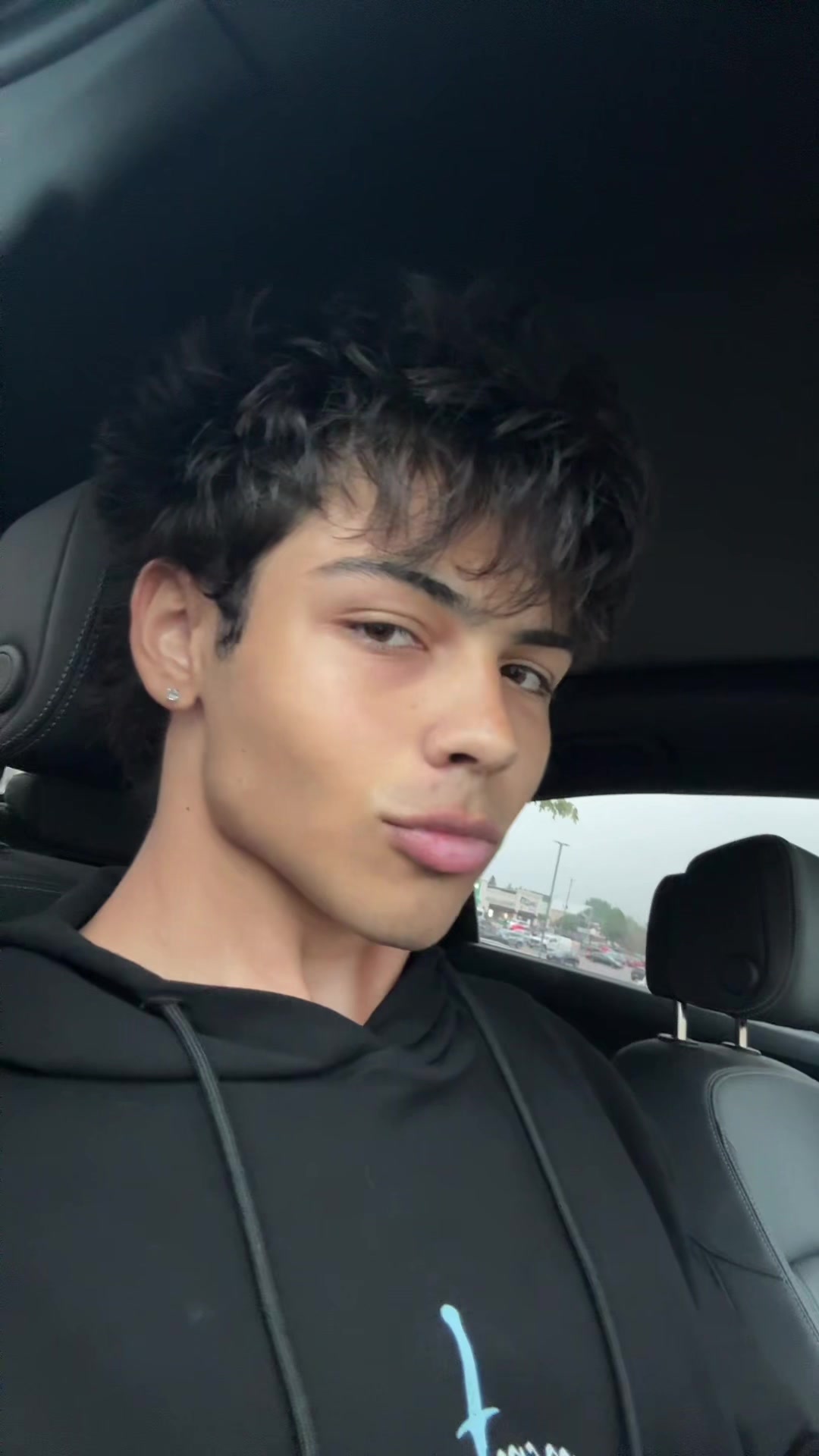 @Emri