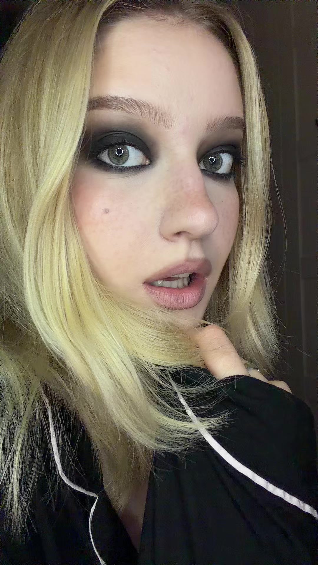 @mshkfff
