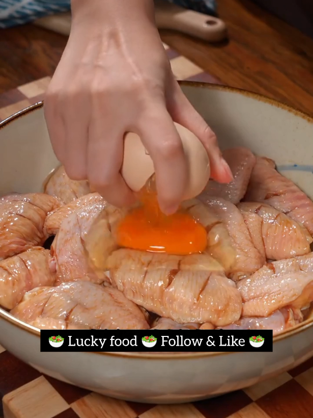 @Lucky food