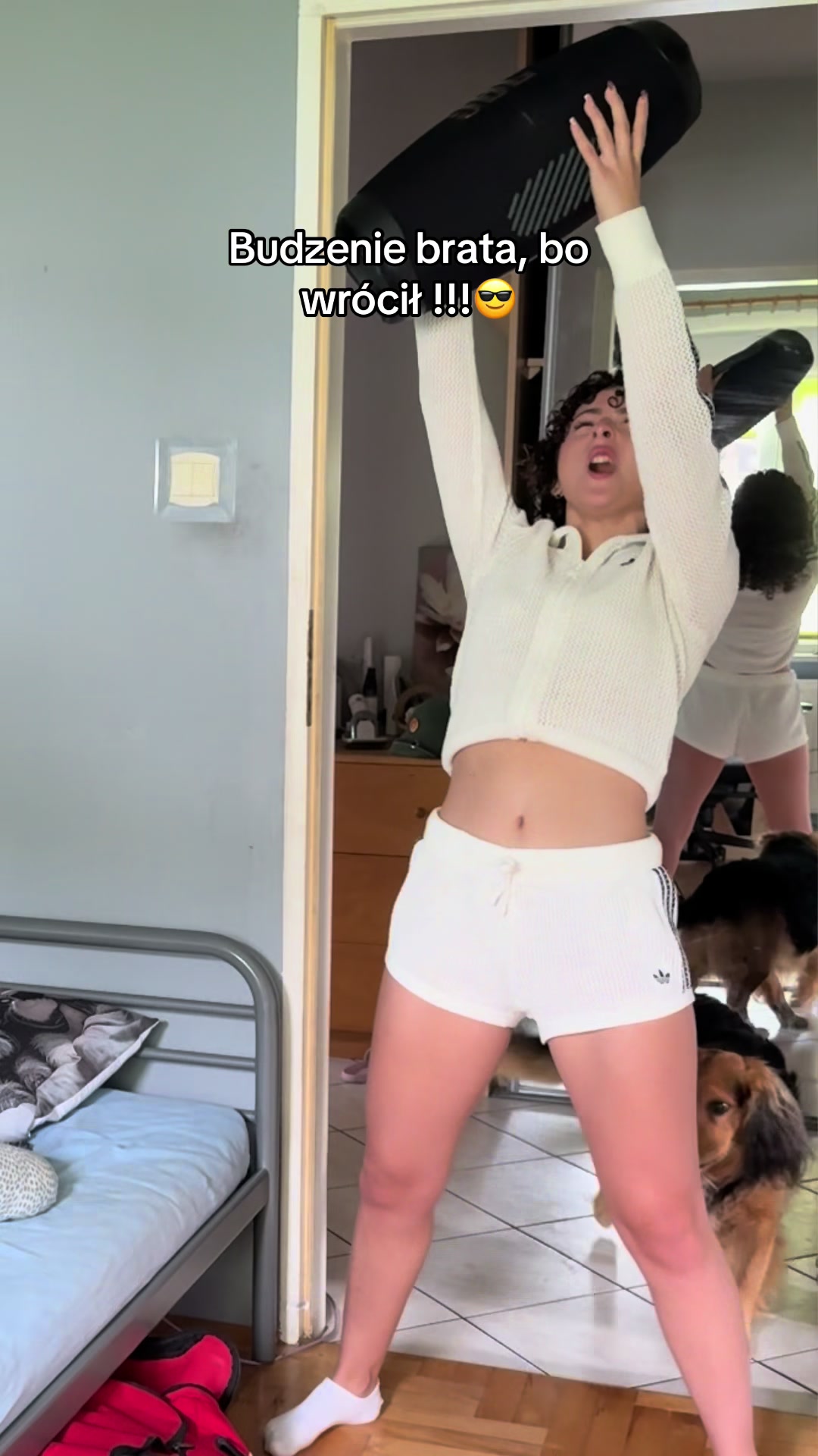 @Alxyni