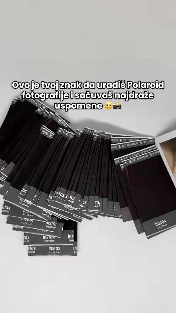 @polaroiduj.se__