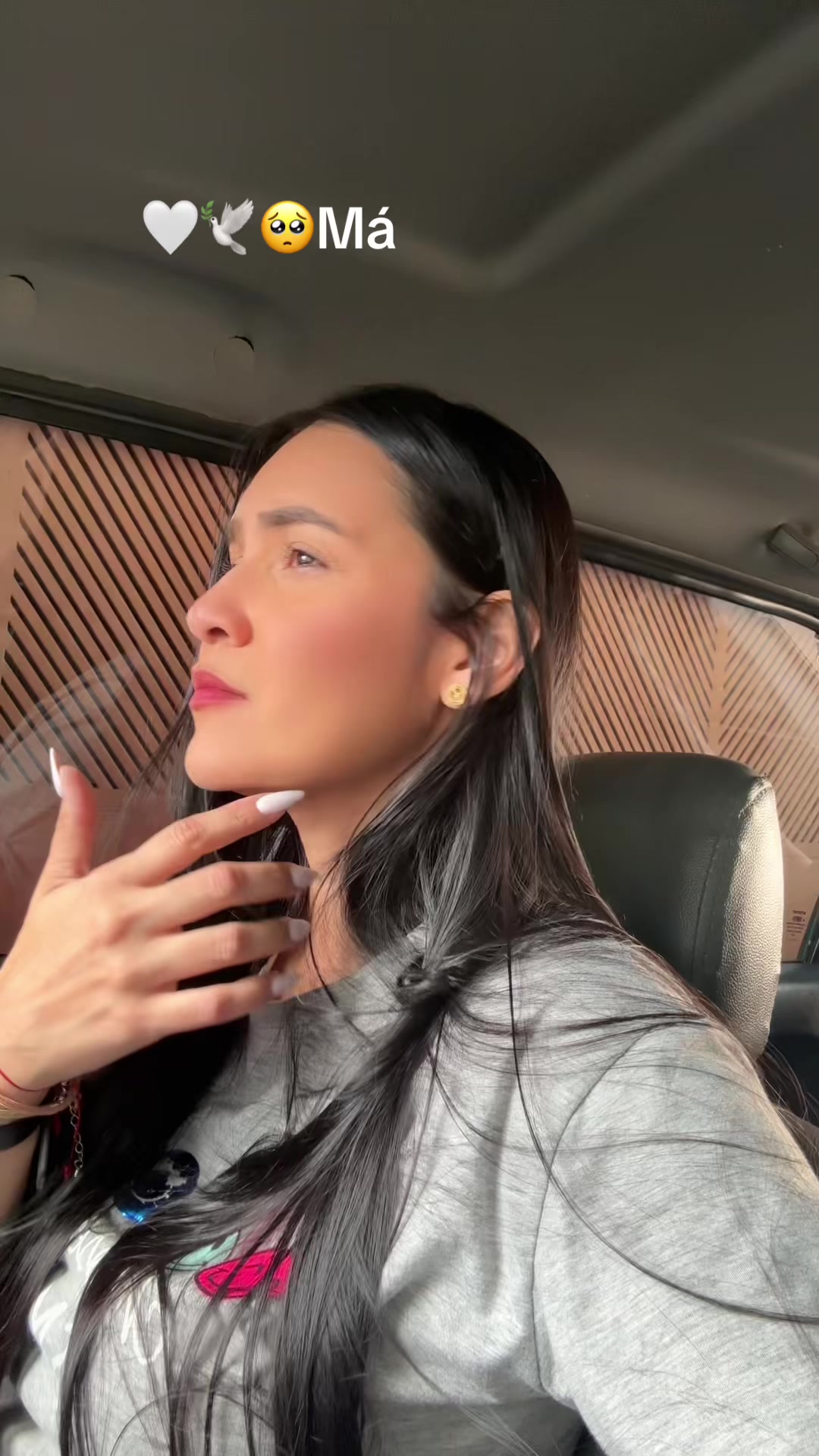 @Carmencita 🕊️🤍