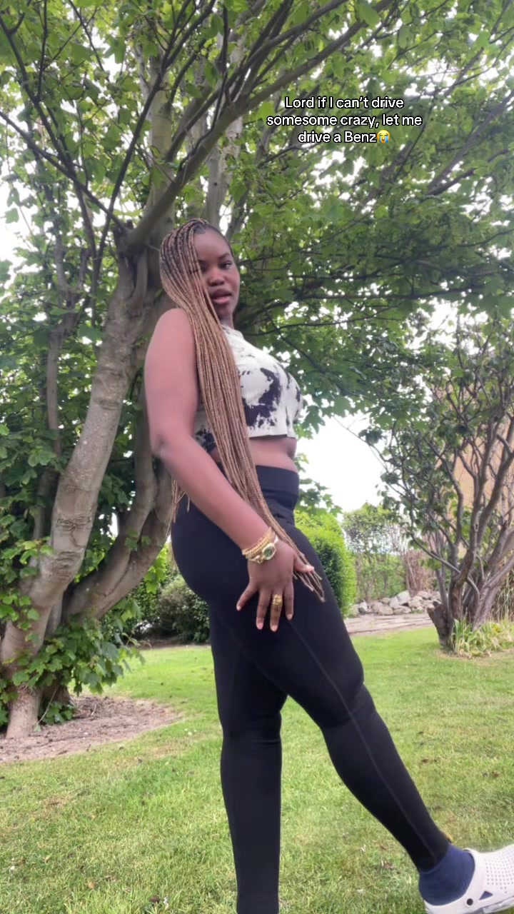 @Omariya🥰