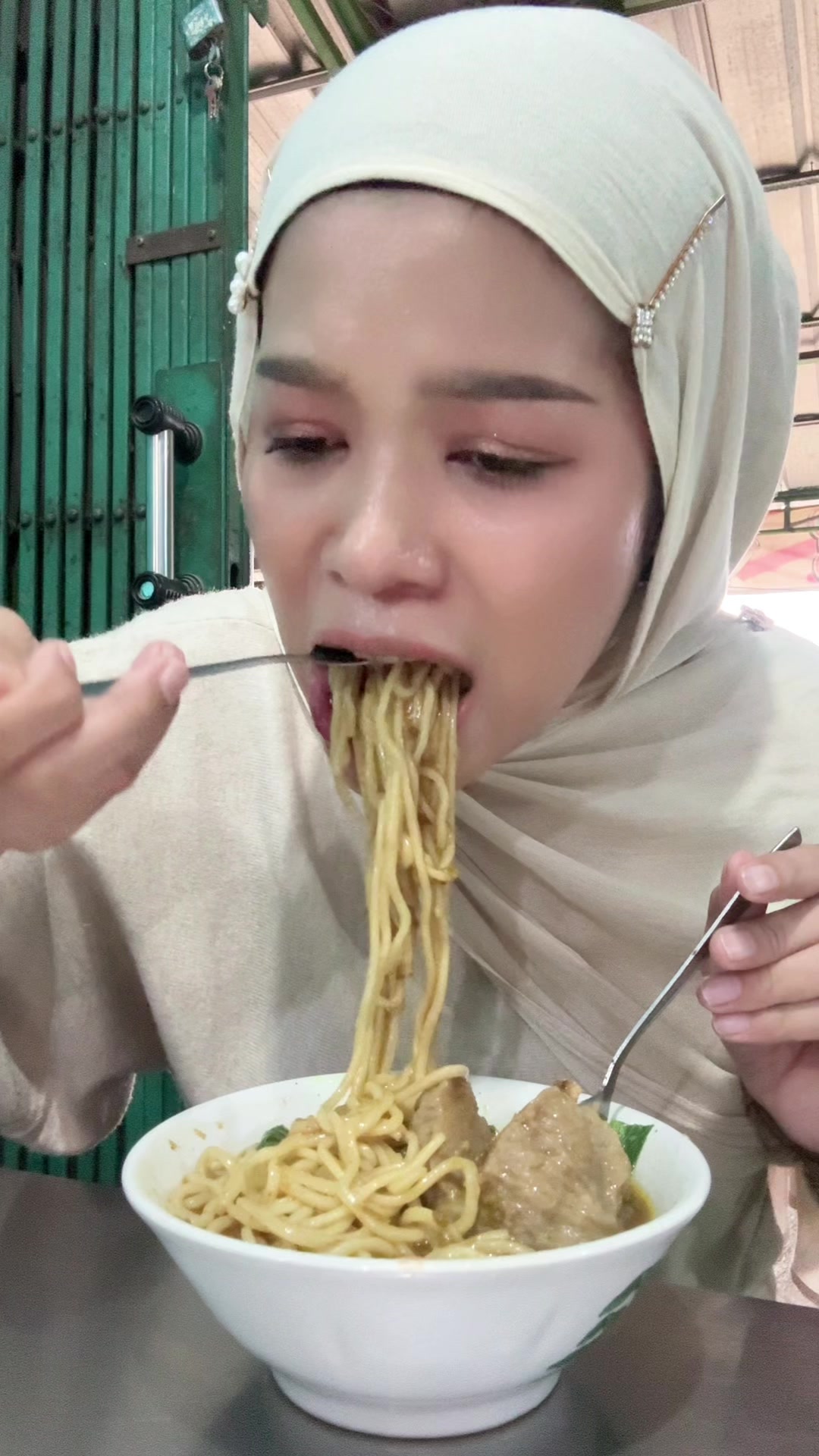 @Yeniwa_