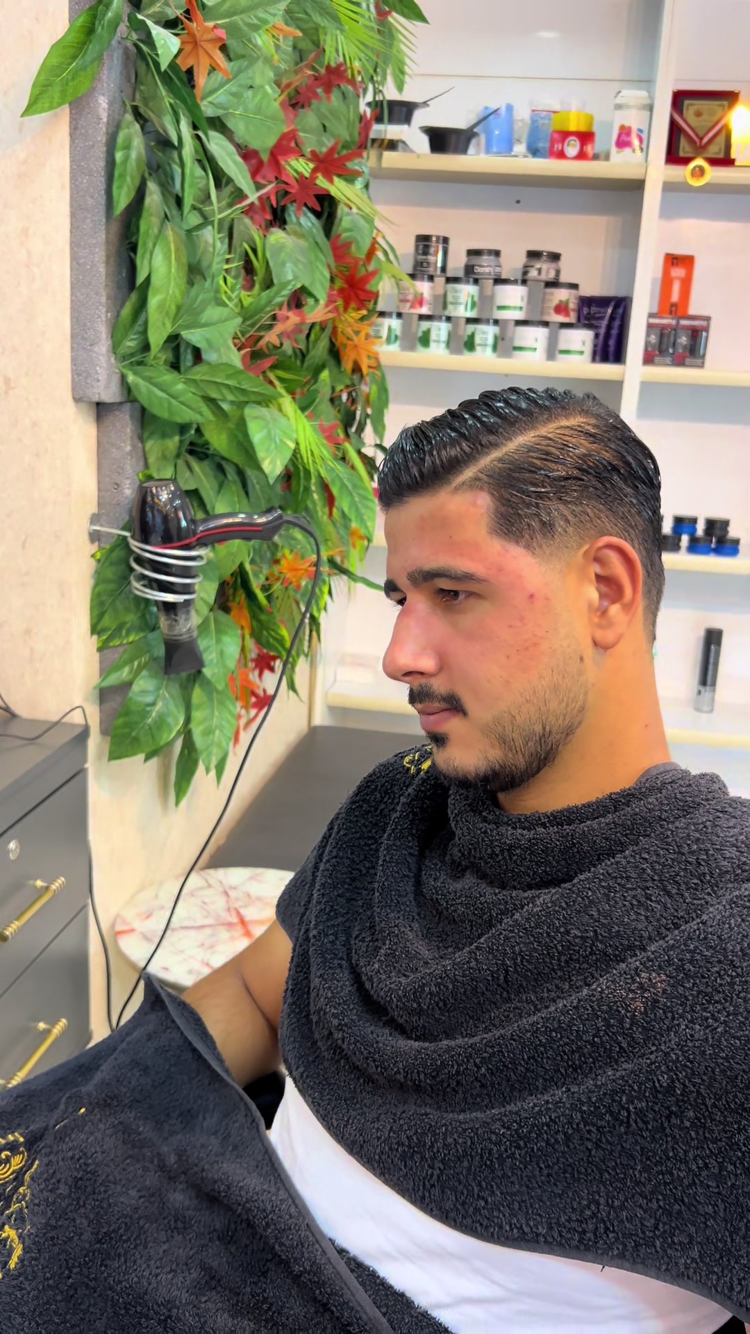 @İ.H.&Ccedil; KUAF&Ouml;R SALONU