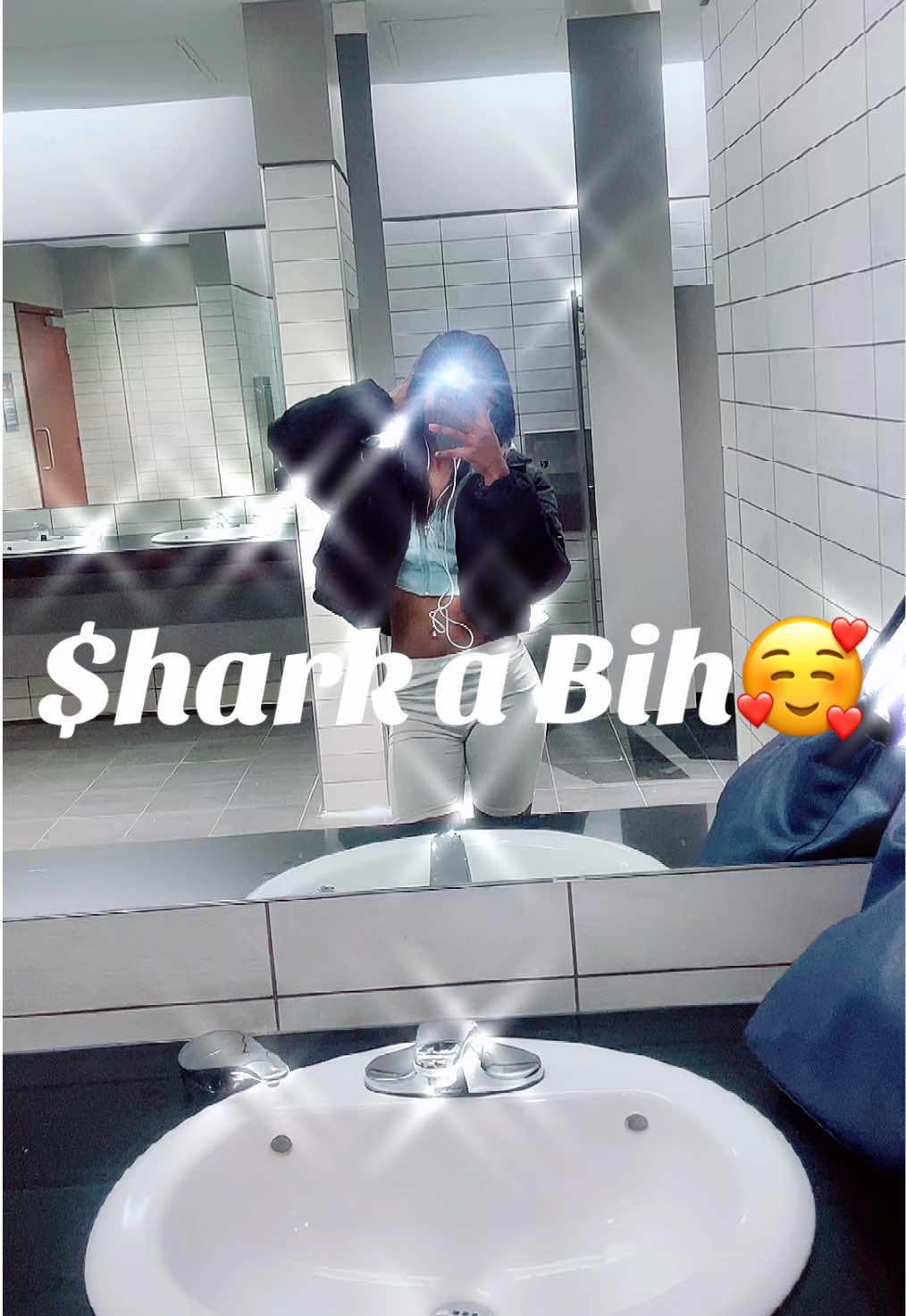 @C H ๐ N ๐น L ๐๏ธ