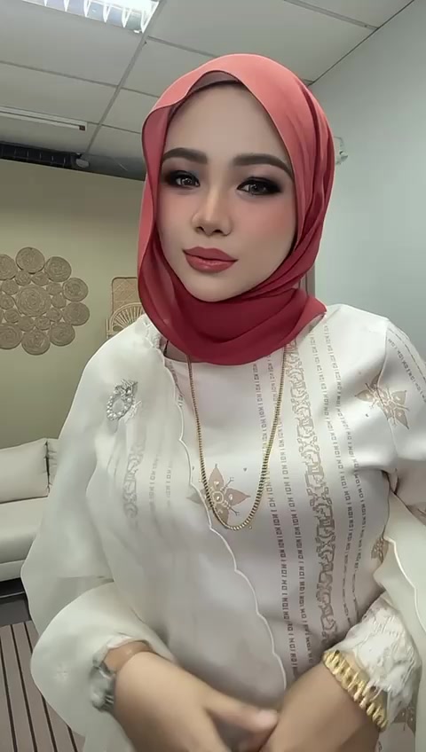 @MadamAmy