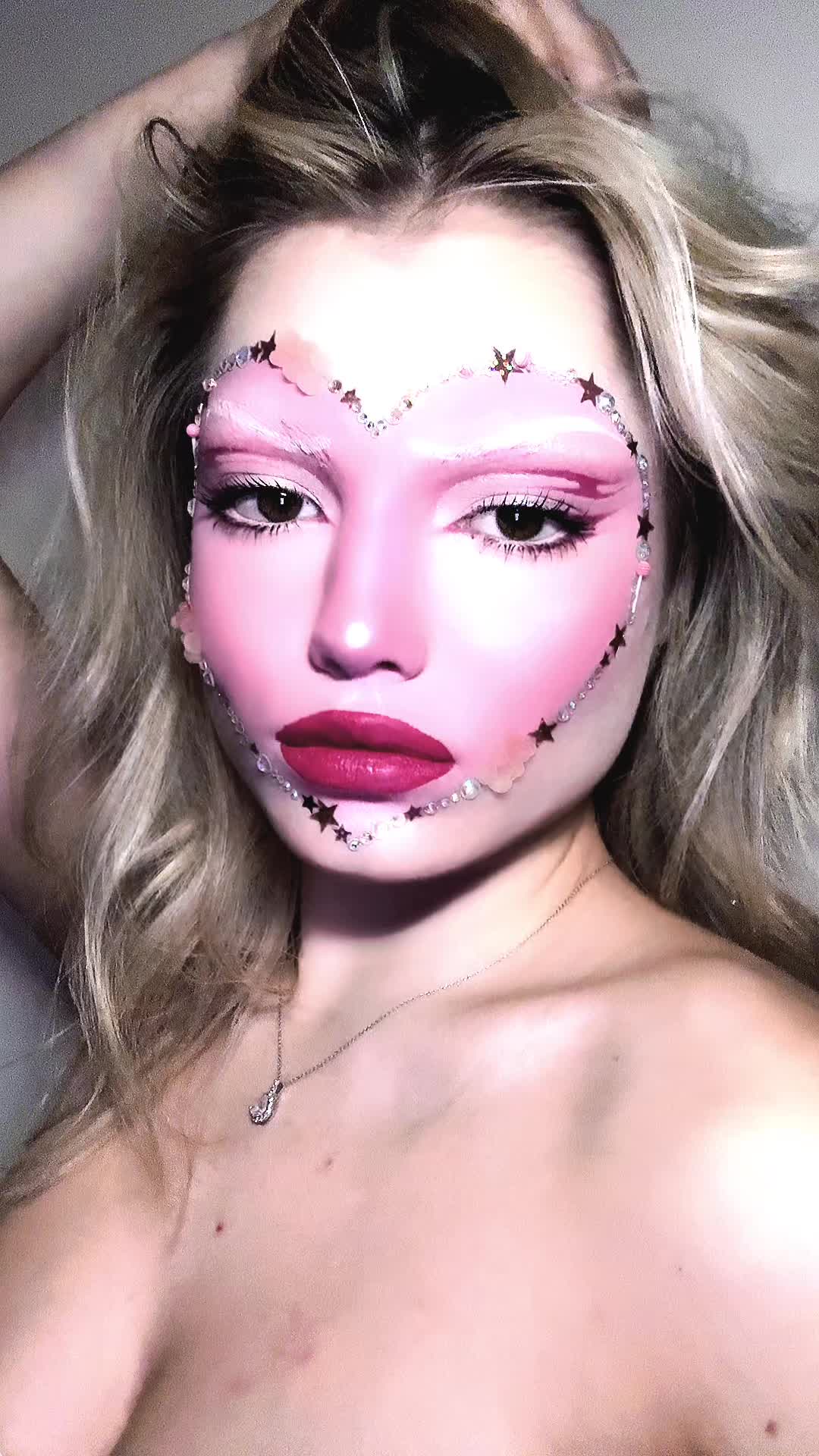 @evaxevis