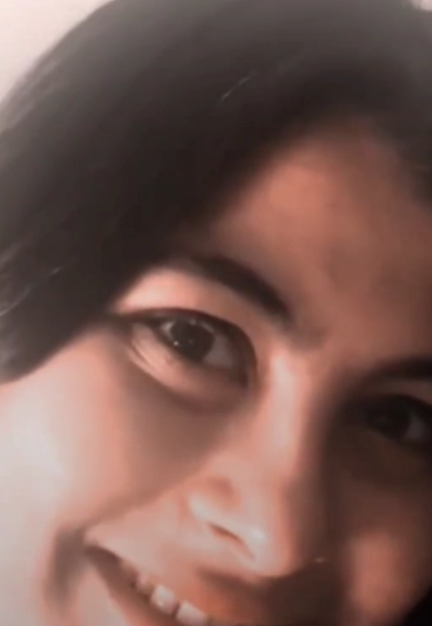 @𝙁𝙖𝙧𝙞𝙞𝙖𝙚𝙨𝙩𝙝𝙚𝙩𝙞𝙘𝙨