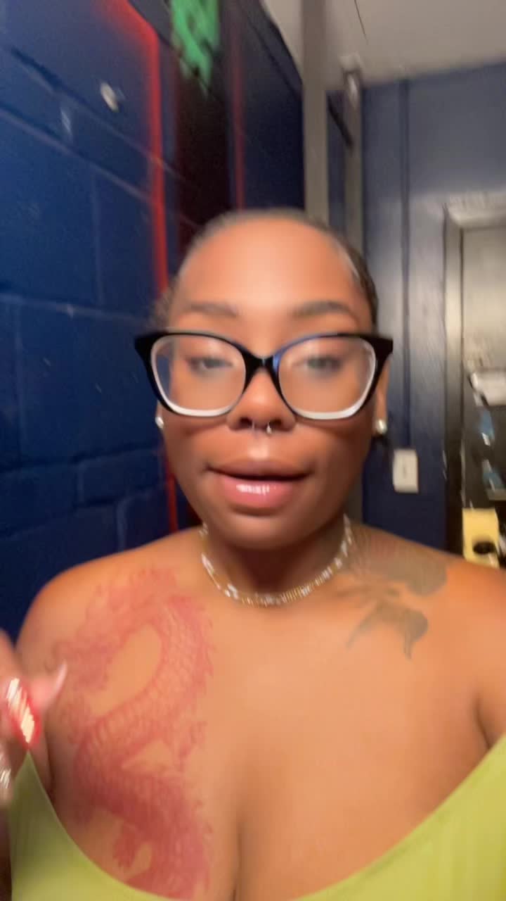 Shawnna Jonnell (@shawnnajonnell) - Urlebird