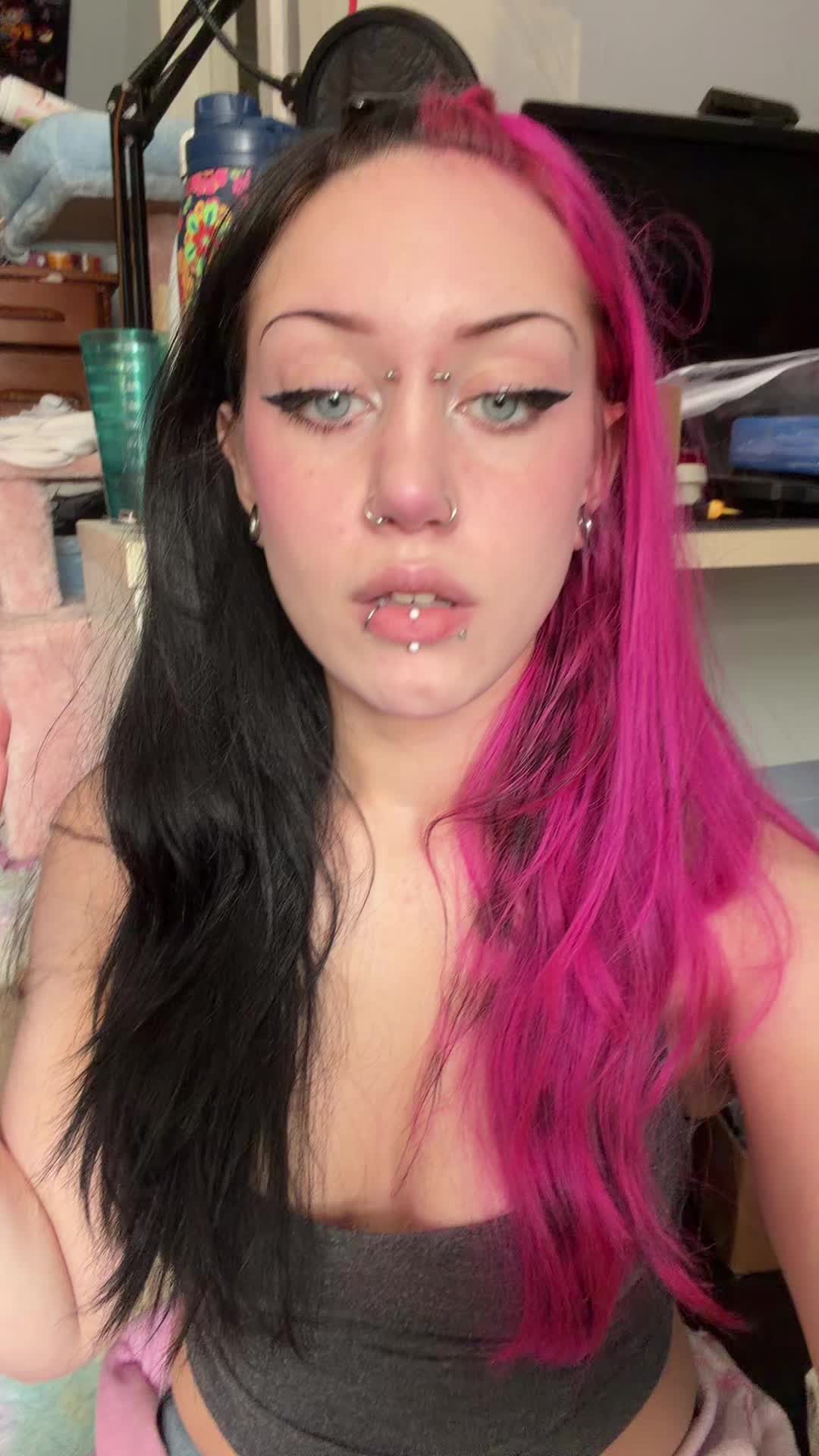 @lala‧₊ ♪˚⊹