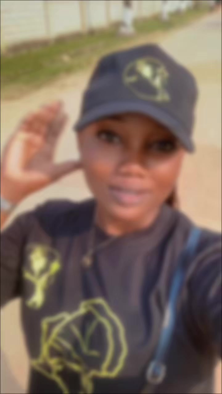 @Christy mode 🧵🪡🦋