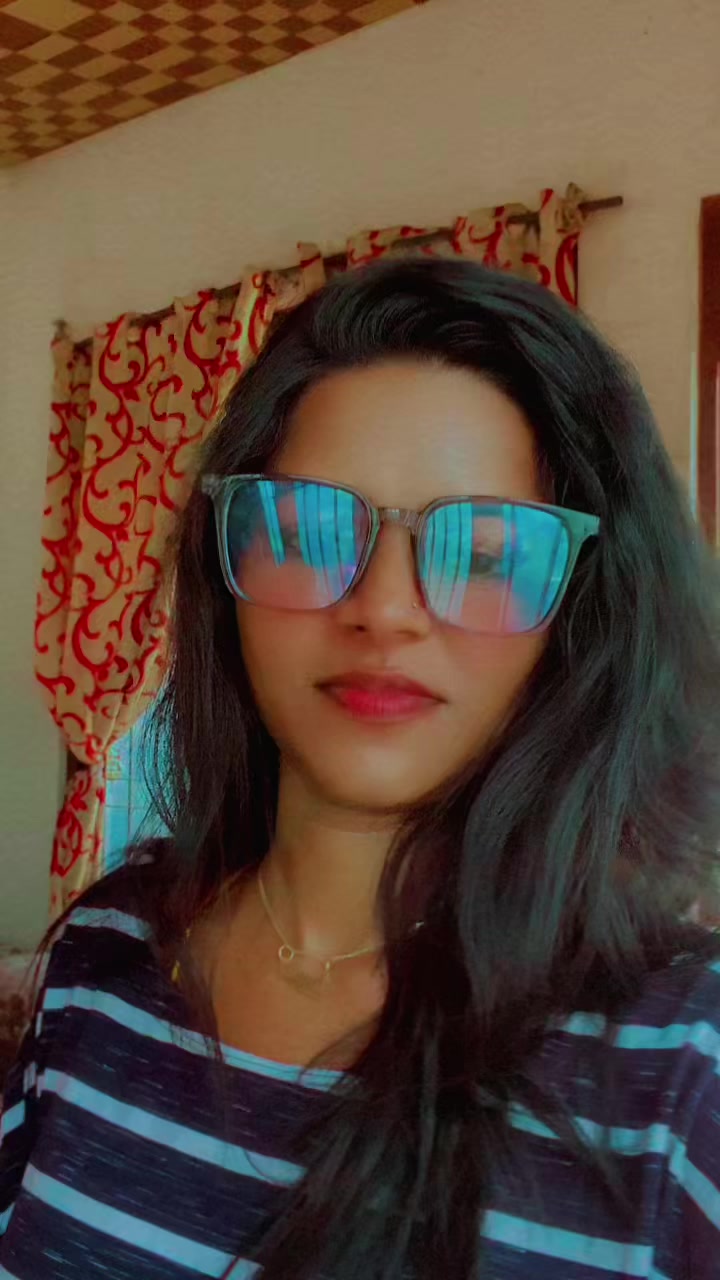 @_janani_