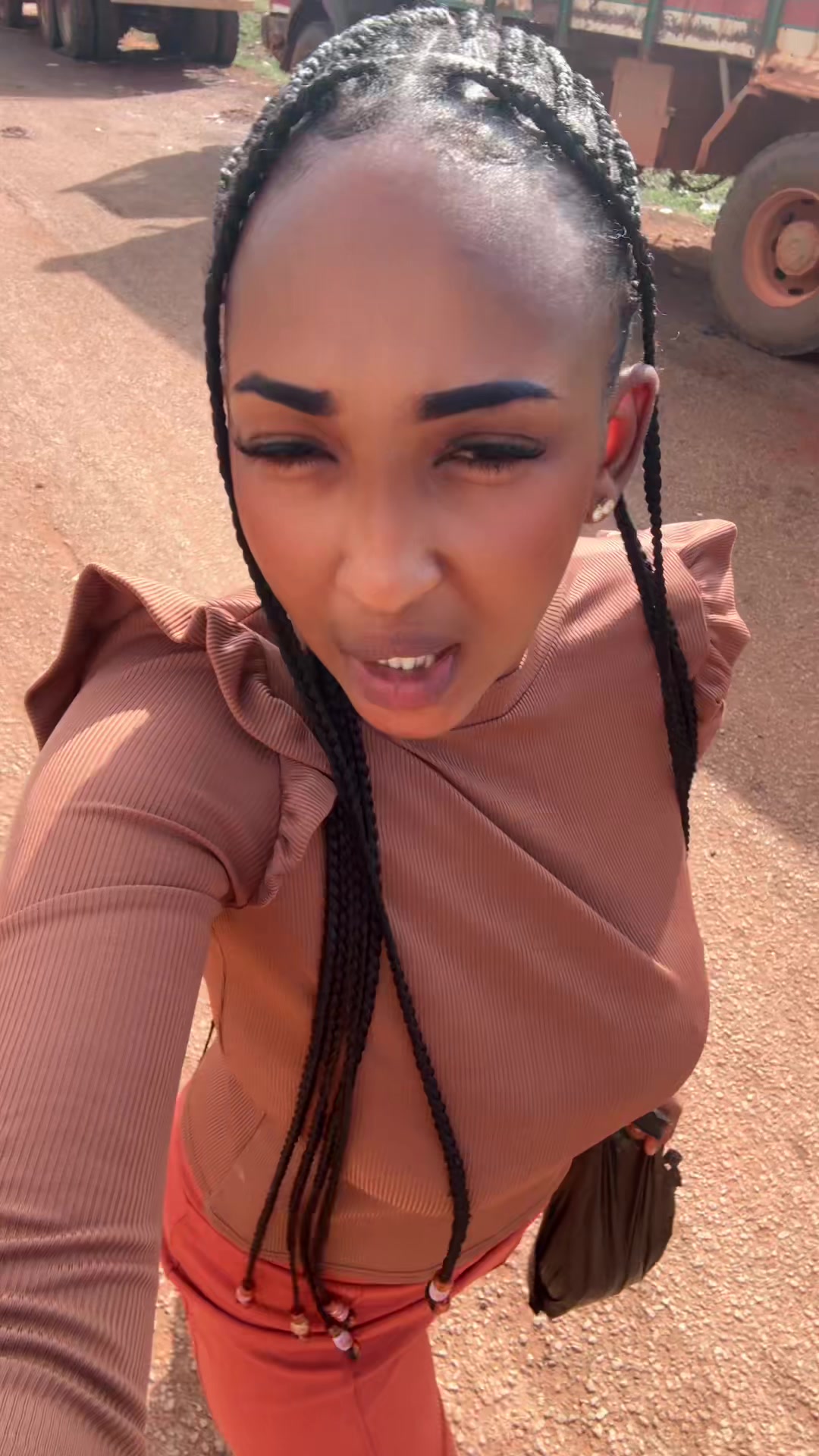 @Bellefillepeul🇬🇳🇨🇮1⚔️🍓