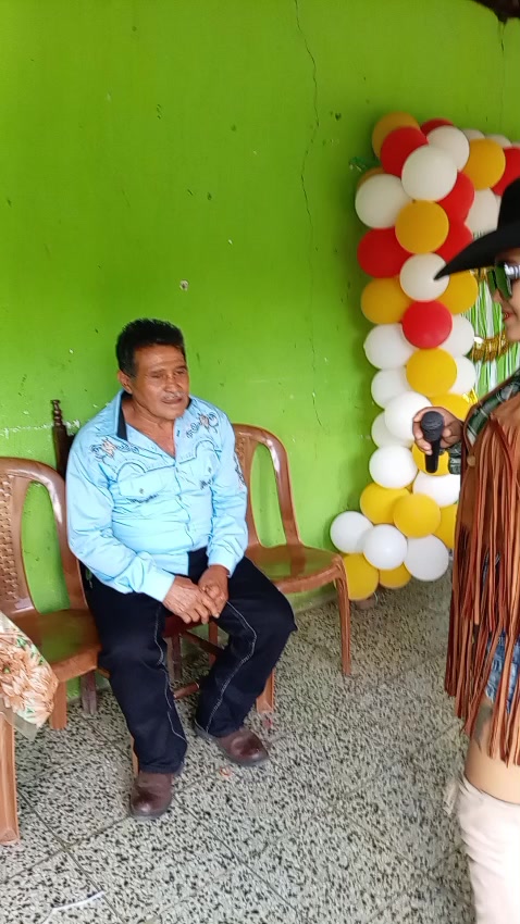 @linda la patrona de comapa