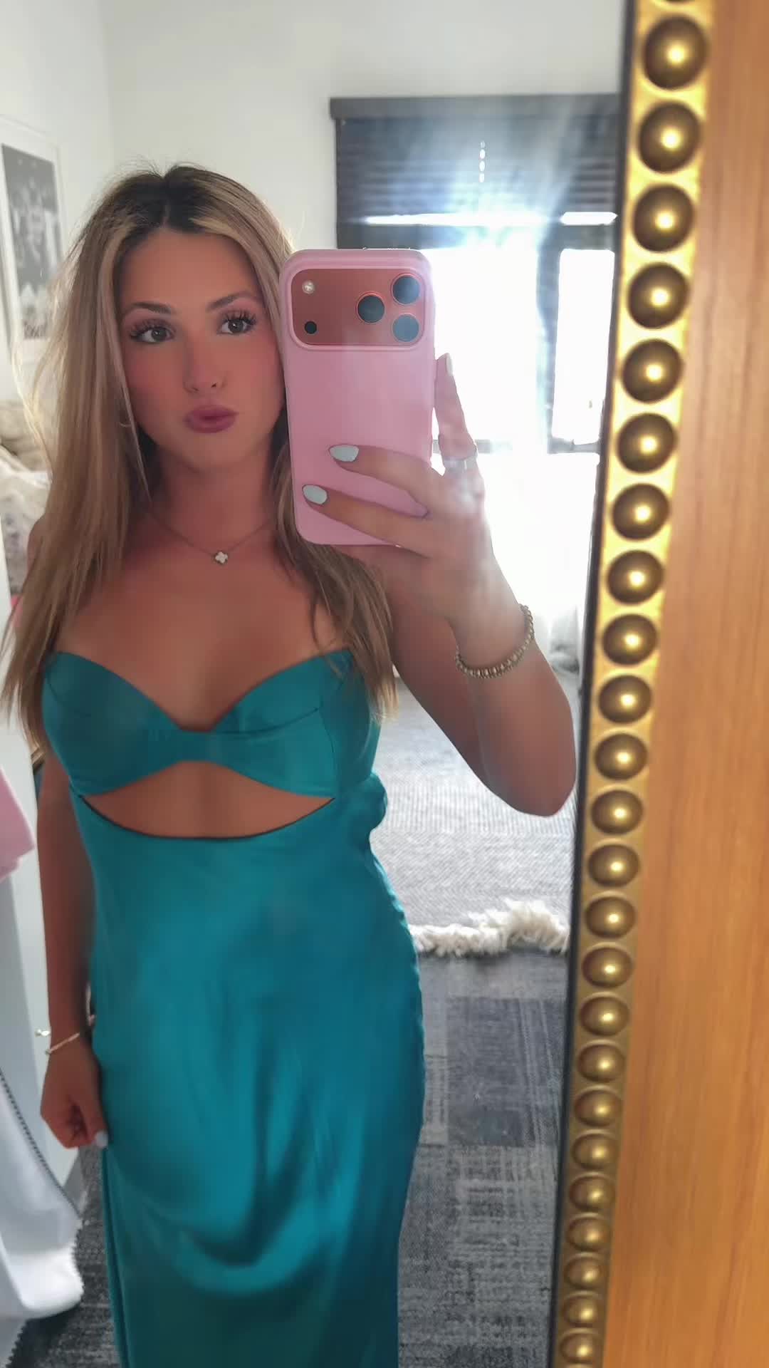 @AVAcado