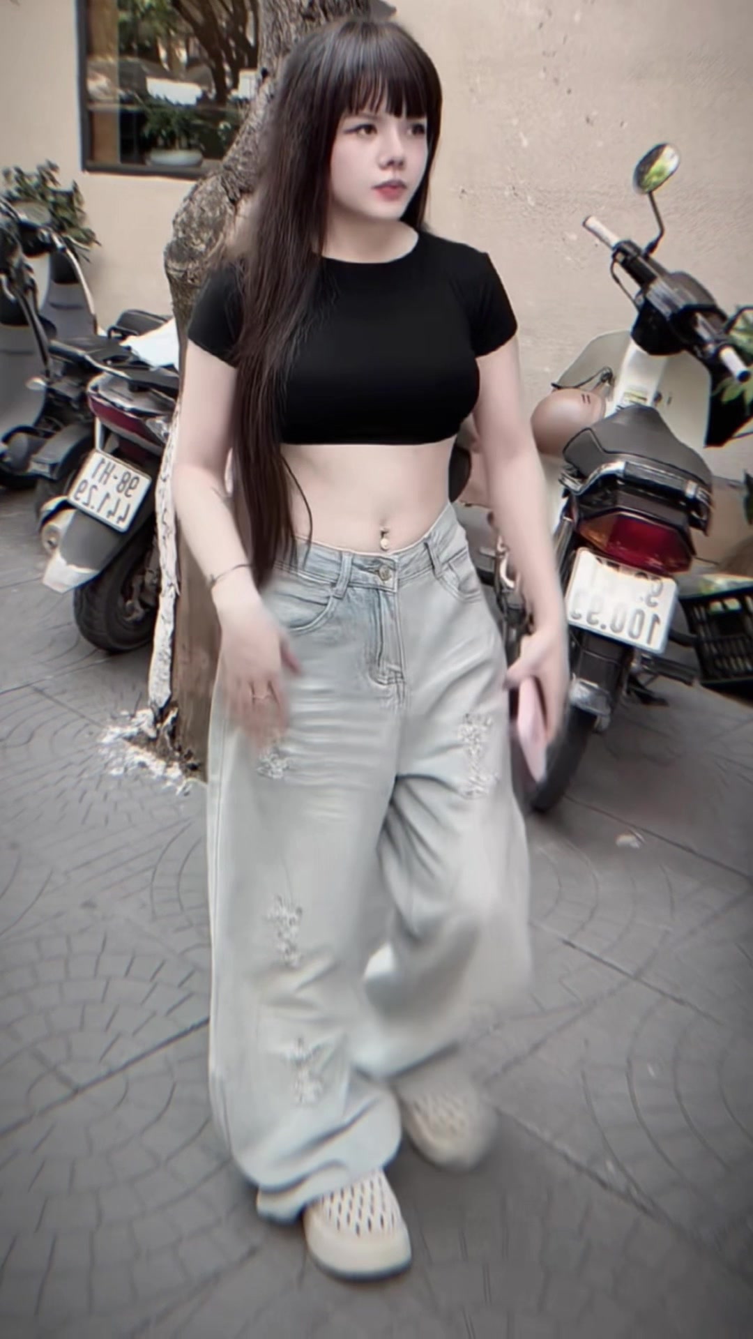@Ladies Fashion