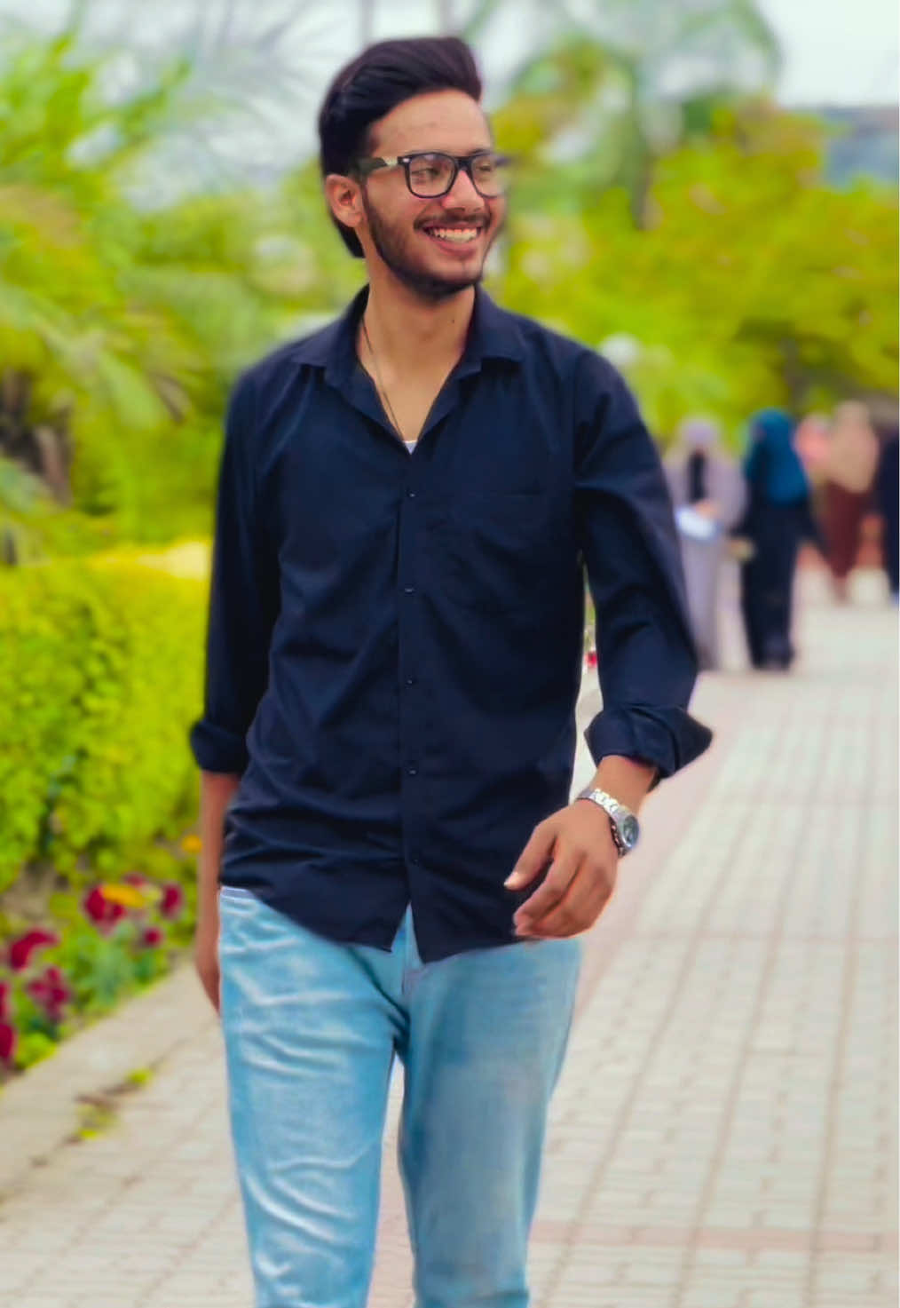 @hassanbhali