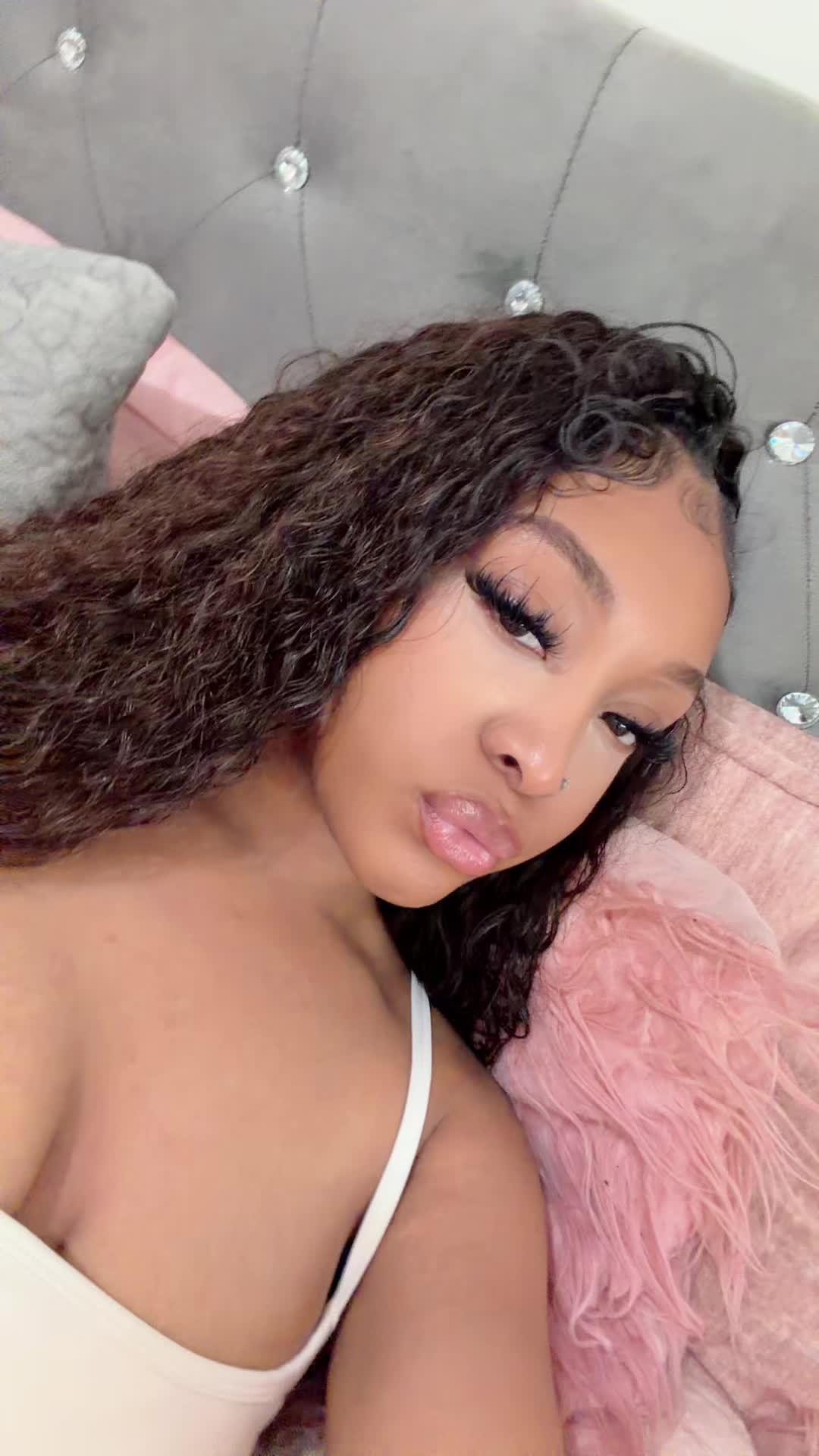 @prettylittlelightskin