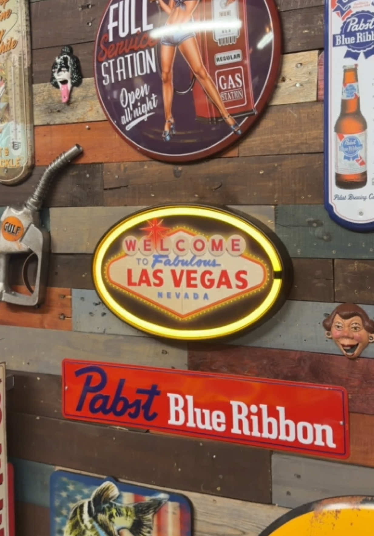 @Big Daddy's Garage