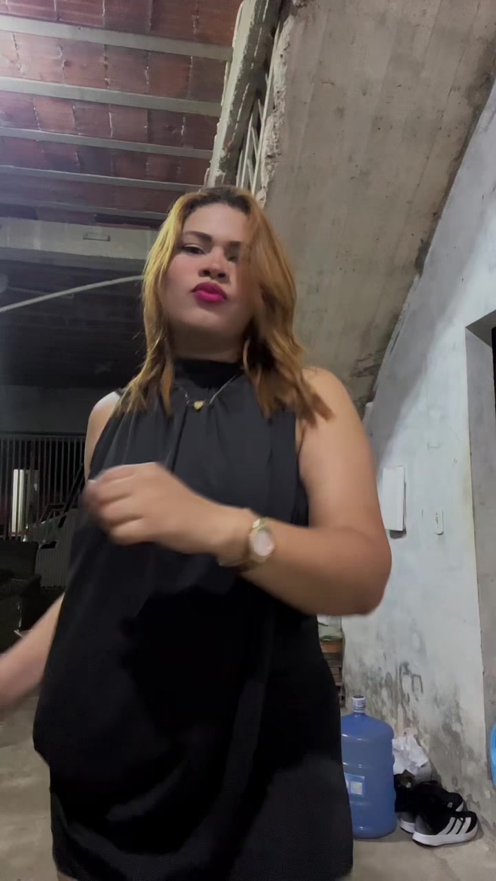 @Mel Oliveira🍯
