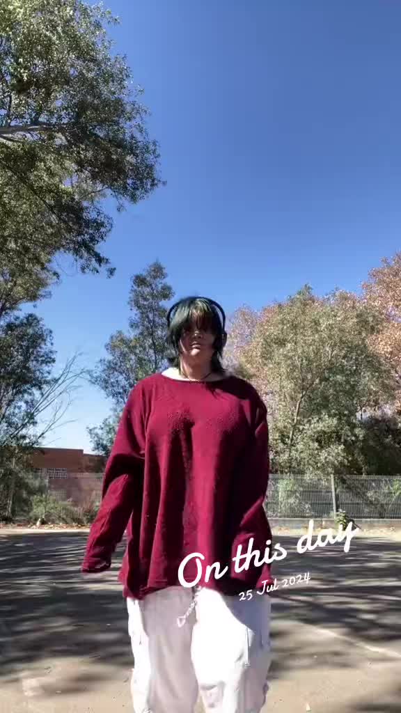 @<3