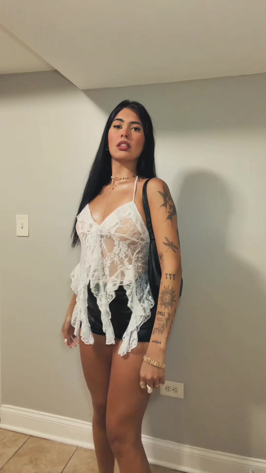 @Vitória Cristina